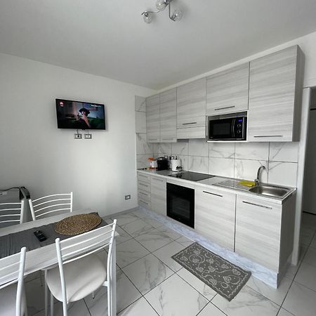 Montenero Suite Milaan Buitenkant foto