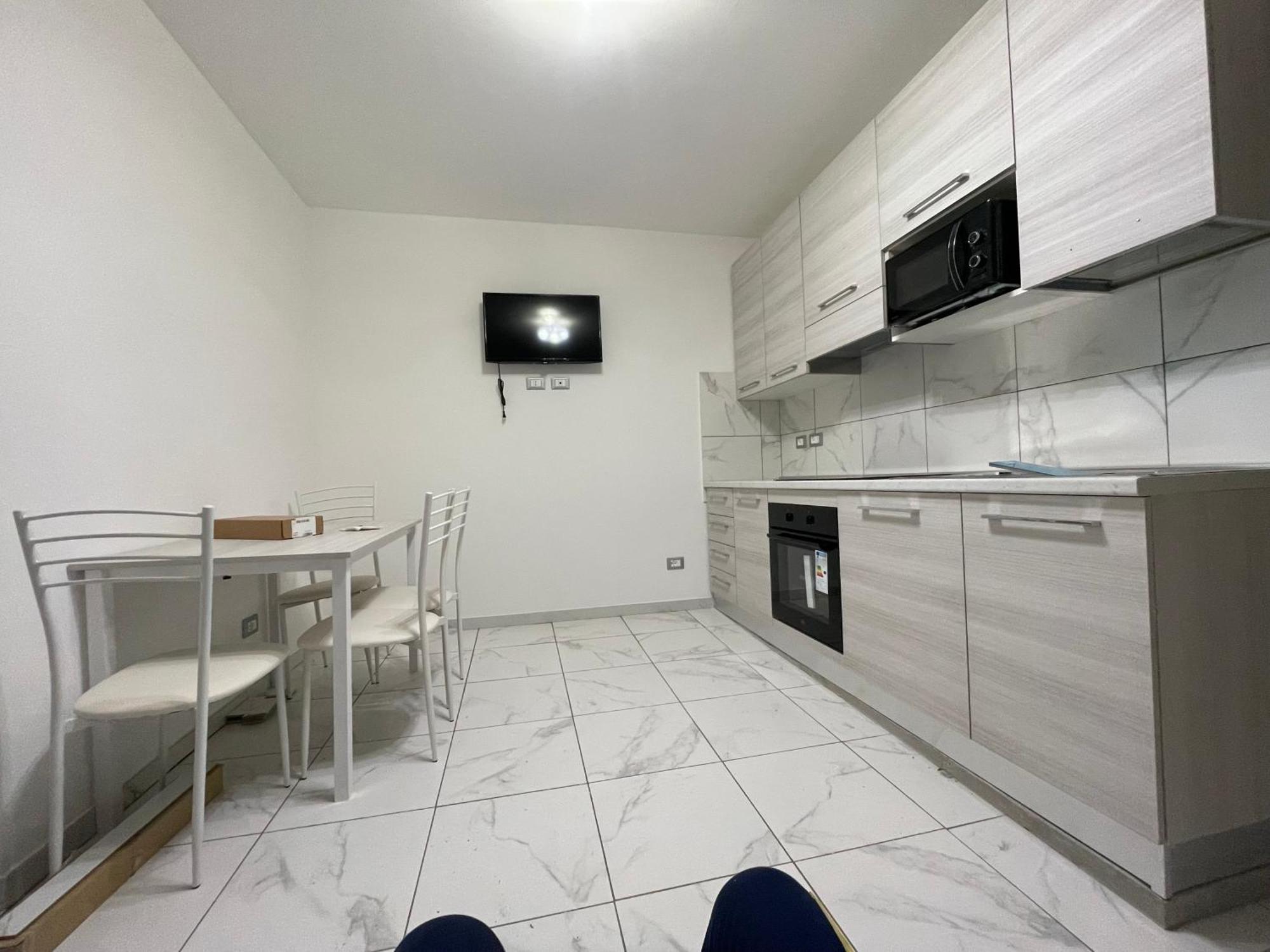 Montenero Suite Milaan Buitenkant foto