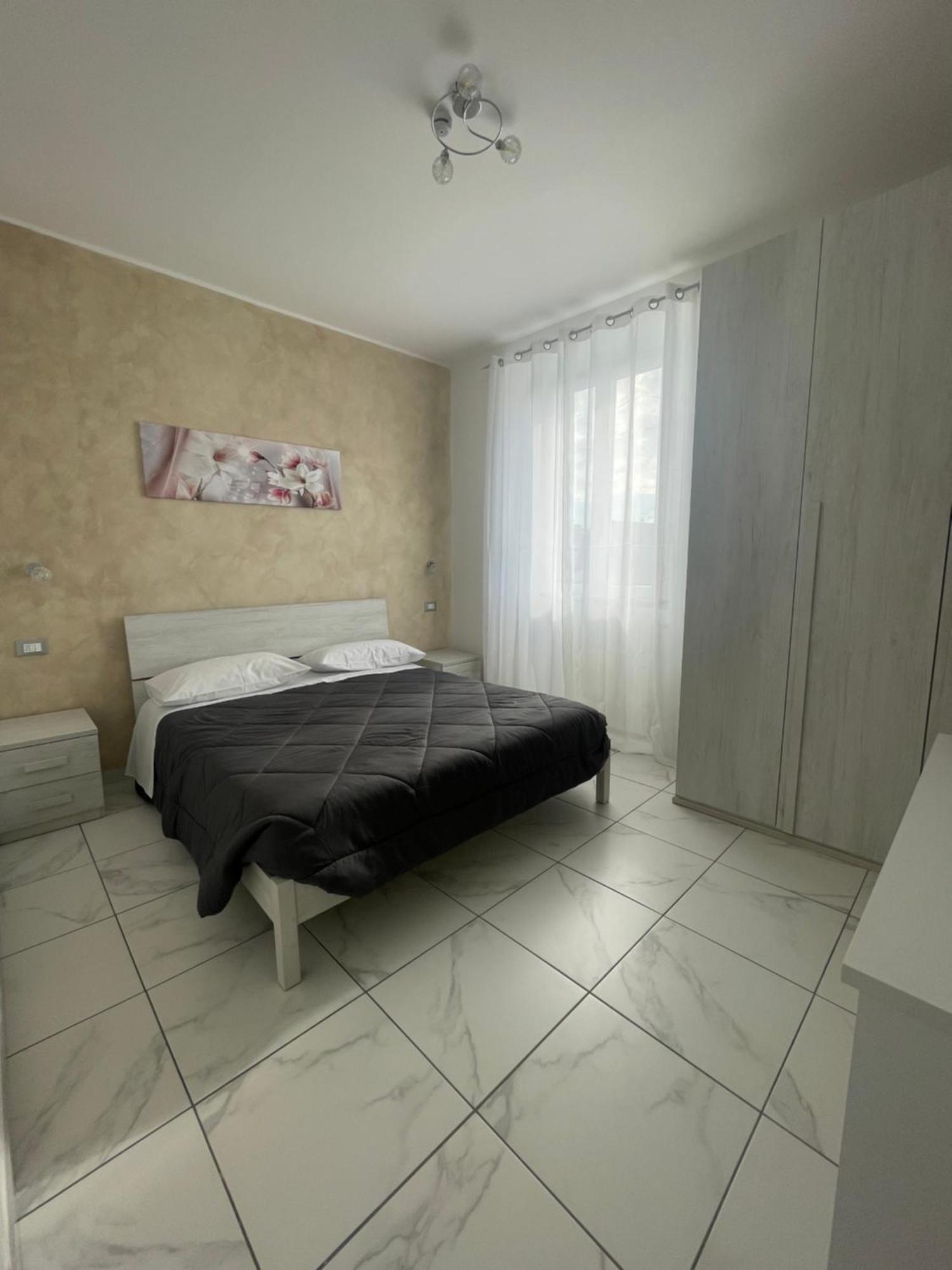 Montenero Suite Milaan Buitenkant foto